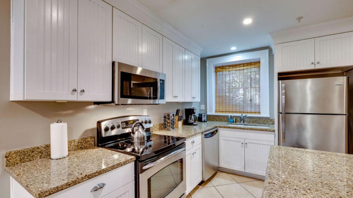 4 Bedroom Beauty Steps From The River Apartamento Savannah